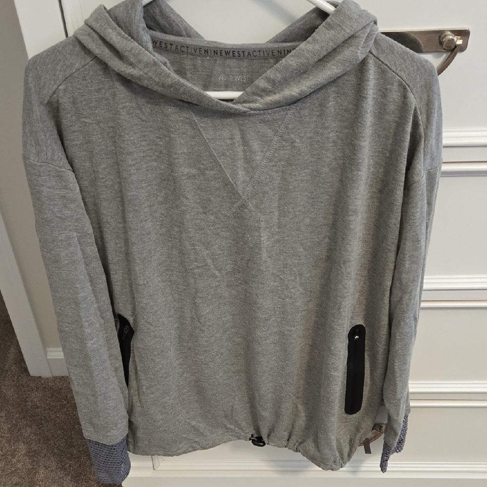 Nine West Gray Sweatshirt